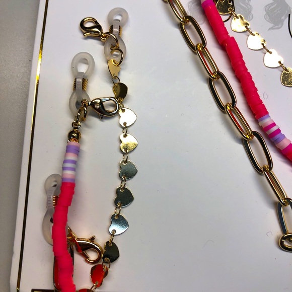 Multi-Wear Fashion Chain - Picture 8 of 10